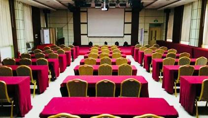 高端年会场地与专业幻灯及投影设备销售 打造难忘企业盛典